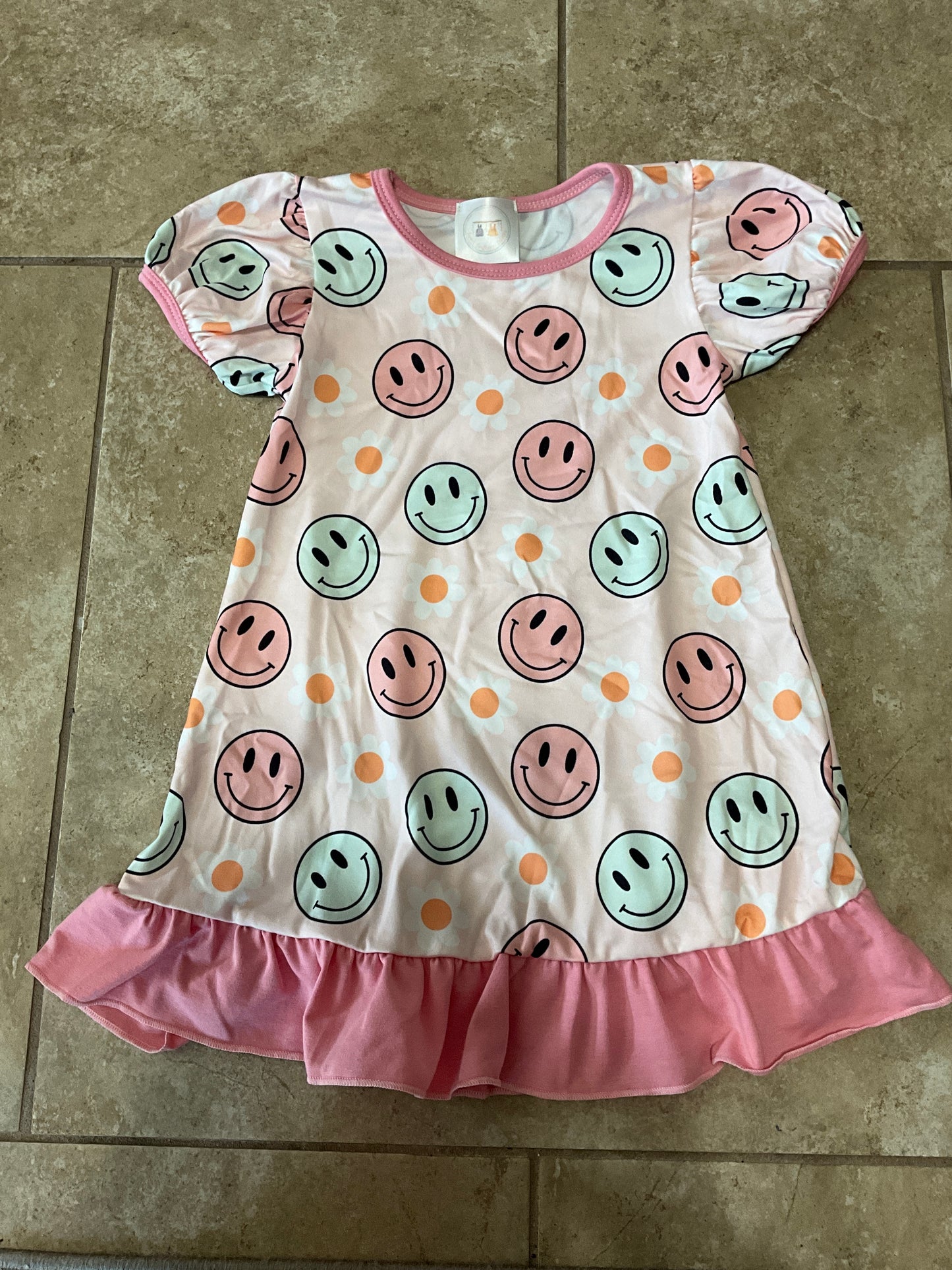 Rts- smiley face nightgown